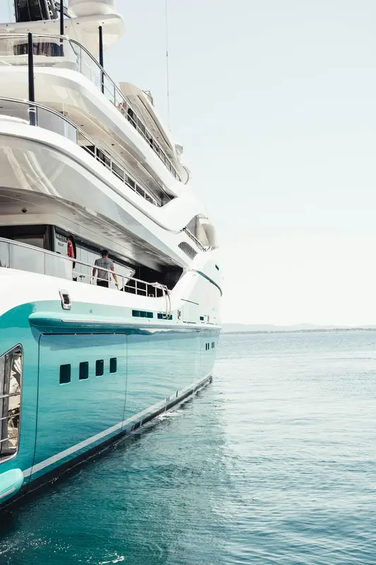 Coral.Yachts Premium Domain